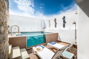 Ifigeneia Luxury Villas, The Old Court Council in Gavrio